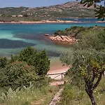 فندق Ollastu 4*