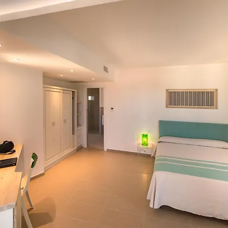 Ollastu Szálloda 4*